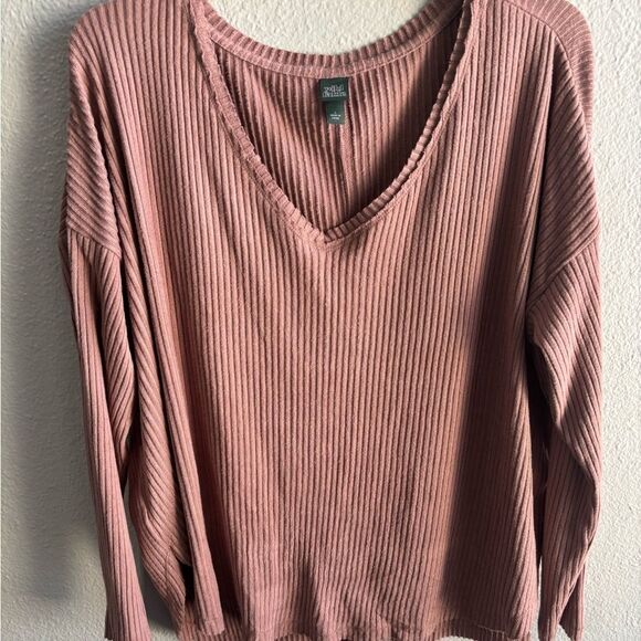 ❤️Wild Fable Ribbed V-Neck Top - Picture 1 of 5
